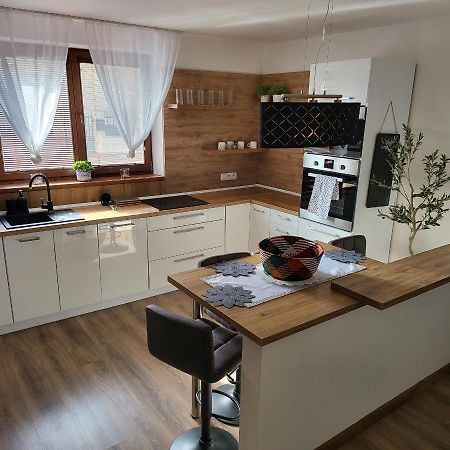 Oli Apartments Senec Εξωτερικό φωτογραφία