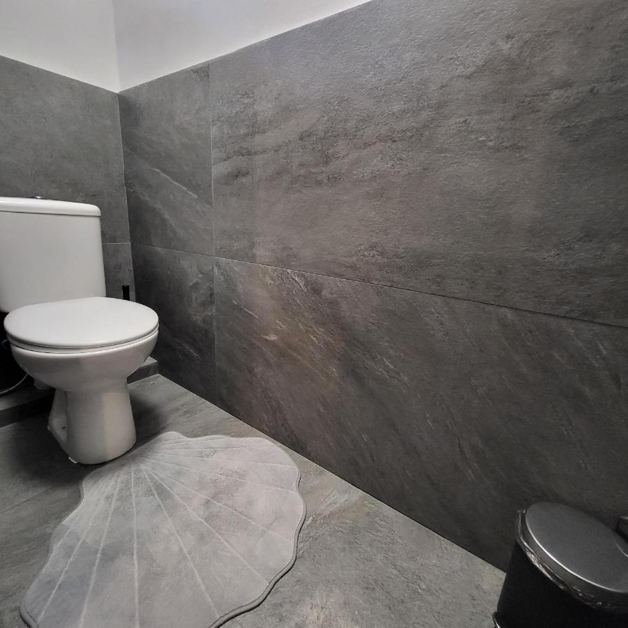 Oli Apartments Senec Εξωτερικό φωτογραφία