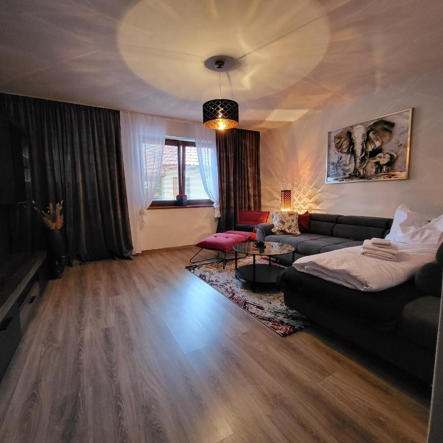 Oli Apartments Senec Εξωτερικό φωτογραφία